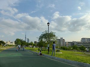 荒川区にスタンド花・アレンジ花を贈る