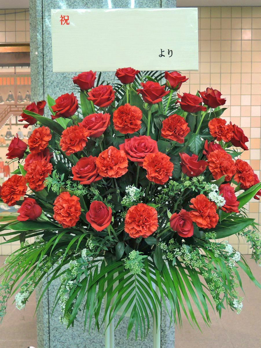 お祝いスタンド花一段15,000円(税別)