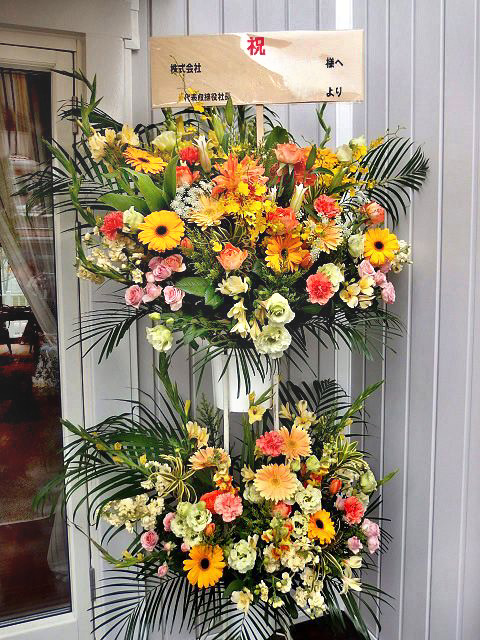 お祝いスタンド花二段L 30,000円(税別)