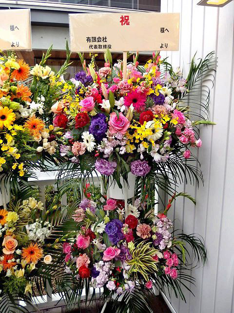 お祝いスタンド花二段L 30,000円(税別)