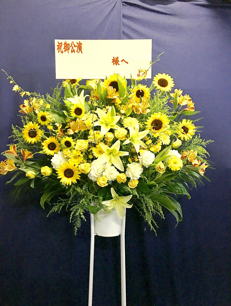 スタンド花一段15,000円